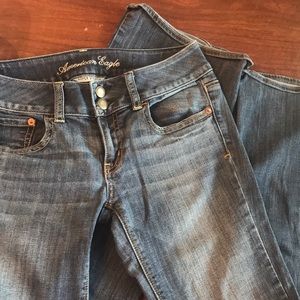 AEO Artist Flare Jeans